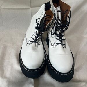 Zara White Lace-Up Platform Boots with Black Soles